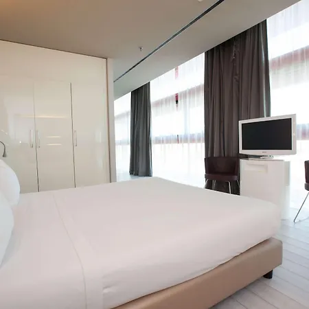 Western Net Tower Hotel 4*