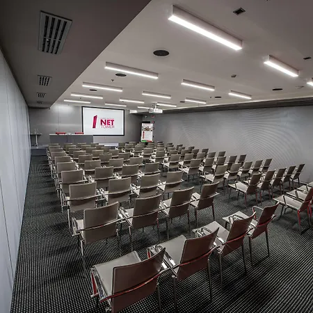 Western Net Tower 4* Padua