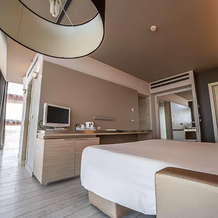 Western Net Tower 4* Padua