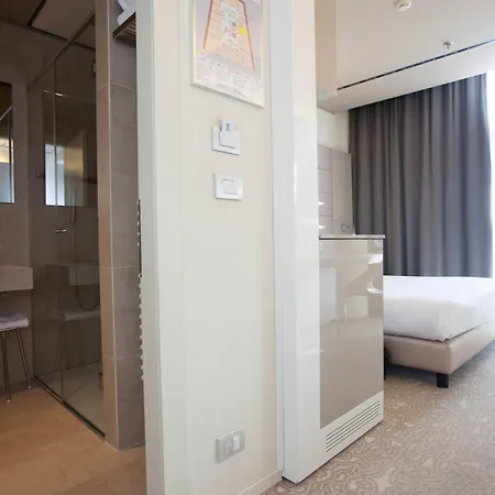 Western Net Tower 4* Padwa