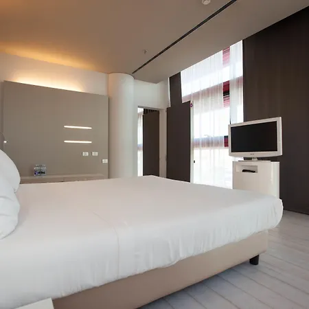 Szálloda Western Net Tower 4*