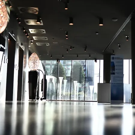 Western Net Tower 4* Padua
