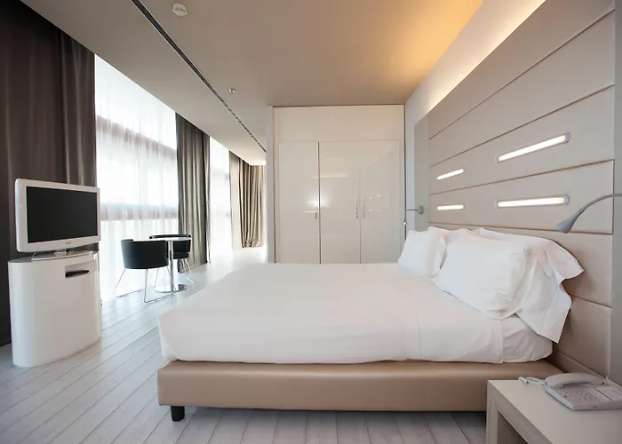 Hotel Western Net Tower 4*