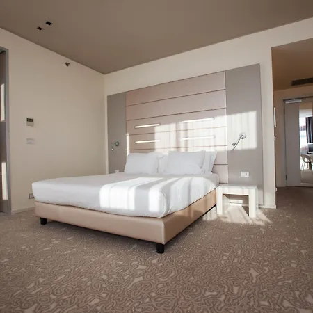 Western Net Tower Hotel