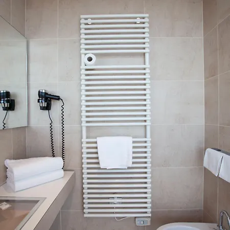 Western Net Tower Hotel Pádua