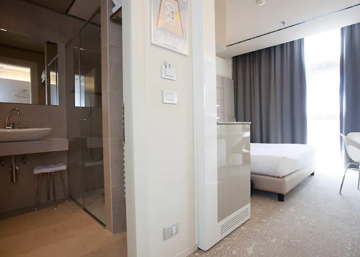 Western Net Tower 4* Padua