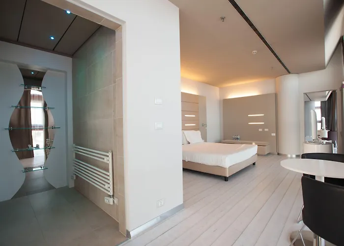 Western Net Tower Hotel 4*