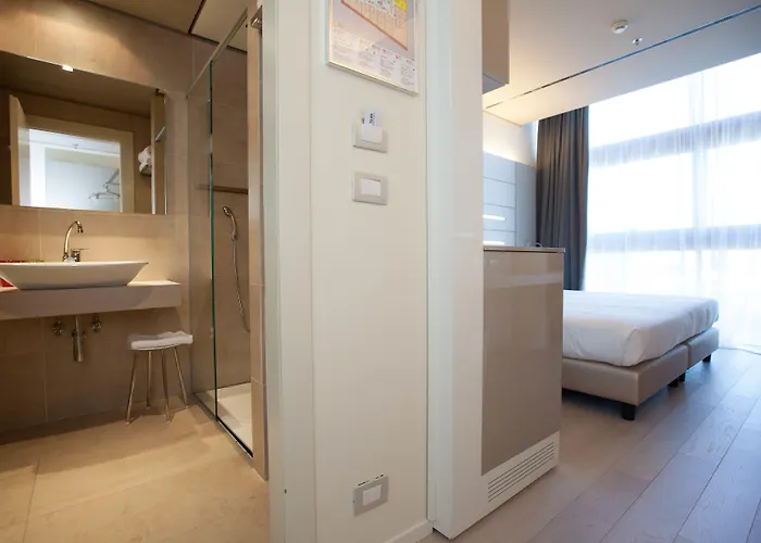 Hotel Western Net Tower 4*